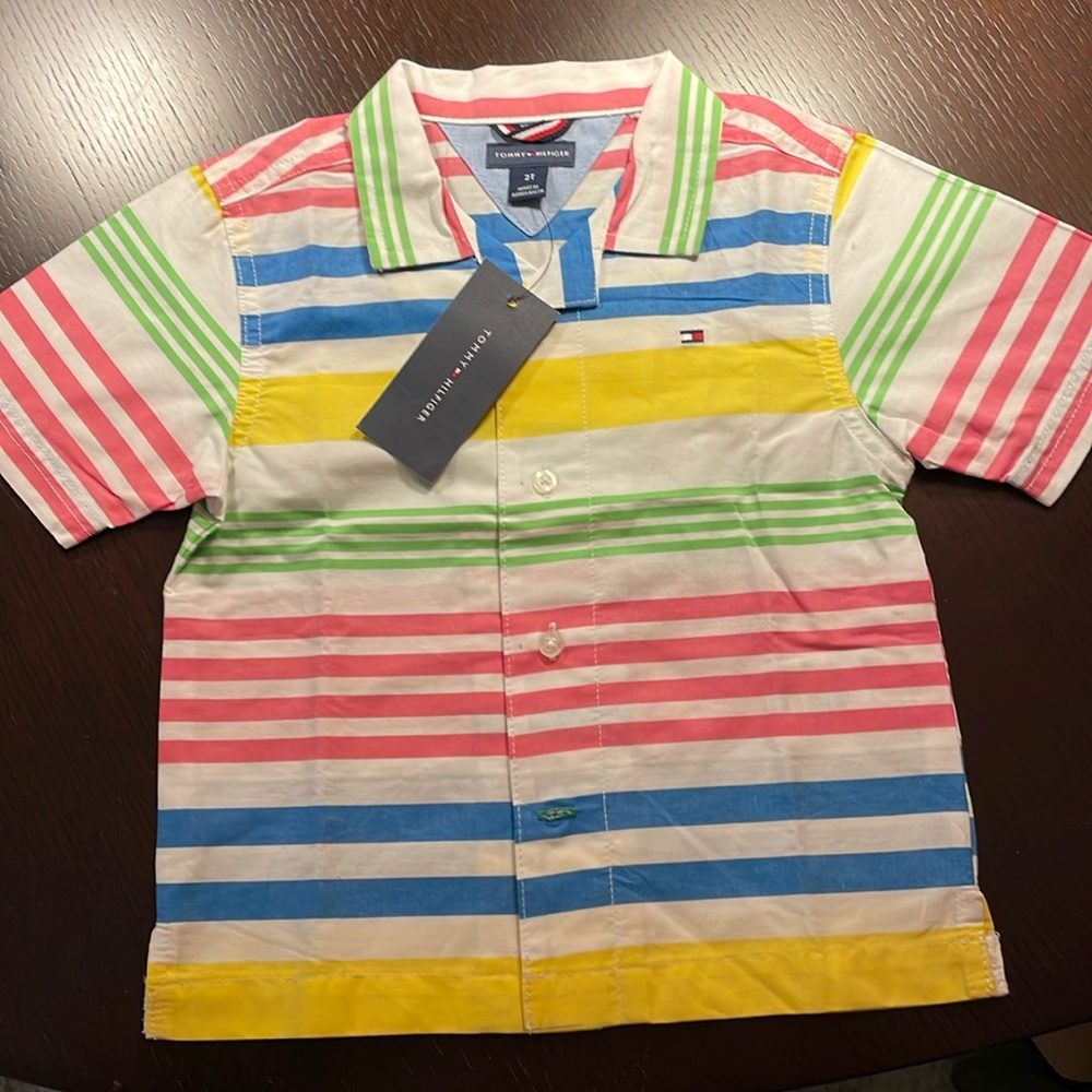 Tommy Hilfiger Boys Cotton Shortsleeved Shirt 2T - Great Gift